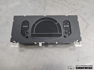 Używane Tablica rozdzielcza Renault Modus/Grand Modus (JP) 1.2 16V Cena € 52,50 Procedura marży oferowane przez Auto- en demontagebedrijf Eindewege