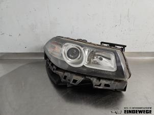 Begagnade Strålkastare, höger Renault Megane II Grandtour (KM) 1.5 dCi 85 Pris på förfrågan erbjuds av Auto- en demontagebedrijf Eindewege