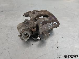 Gebruikte Remklauw (Tang) links-achter Renault Vel Satis (BJ) 3.5 V6 24V Autom. Prijs € 35,00 Margeregeling aangeboden door Auto- en demontagebedrijf Eindewege