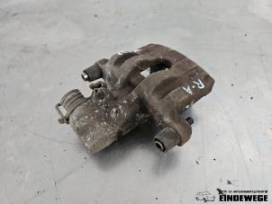 Gebruikte Remklauw (Tang) rechts-achter Renault Vel Satis (BJ) 3.5 V6 24V Autom. Prijs € 35,00 Margeregeling aangeboden door Auto- en demontagebedrijf Eindewege