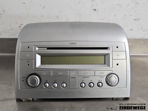 Begagnade CD-spelare med radio Lancia Ypsilon (843) 1.2 16V Pris € 40,00 Marginaltabell erbjuds av Auto- en demontagebedrijf Eindewege