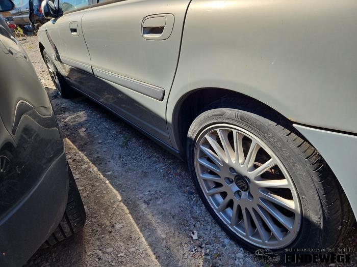 Velgen set + banden van een Volvo S80 (TR/TS) 2.4 20V 140 2000