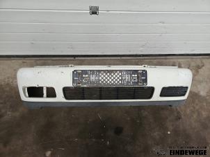 Używane Zderzak przedni Volkswagen Caddy II (9K9A) 1.9 SDI Cena € 78,50 Procedura marży oferowane przez Auto- en demontagebedrijf Eindewege