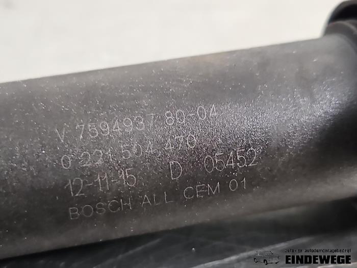 Tändspole från en Citroën C3 Picasso (SH) 1.4 16V VTI 95 2012