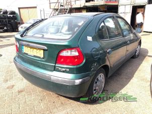 Begagnade Fönstermekanism, 2-dörrars, höger fram Renault Megane (BA) 1.6i ,Easy Pris € 24,99 Marginaltabell erbjuds av Autosloperij Kralingen B.V.