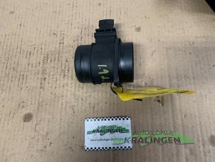 Używane Czujnik masy powietrza Fiat Bravo (198A) 1.9 JTD 16V Multijet 150 Cena € 25,00 Procedura marży oferowane przez Autosloperij Kralingen B.V.