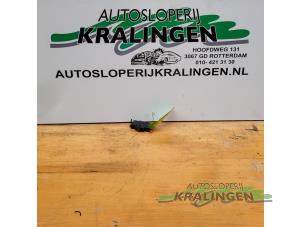 Gebruikte Raam schakelaar elektrisch BMW 3 serie (E46/4) 318i Prijs € 25,00 Margeregeling aangeboden door Autosloperij Kralingen B.V.