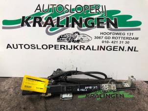 Gebruikte Ruitmechaniek 4Deurs links-voor Seat Ibiza IV (6J5) 1.2 TDI Ecomotive Prijs € 24,99 Margeregeling aangeboden door Autosloperij Kralingen B.V.