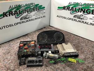 Begagnade Låsuppsättning Volkswagen Touran (1T1/T2) 1.9 TDI 105 Euro 3 Pris € 250,00 Marginaltabell erbjuds av Autosloperij Kralingen B.V.