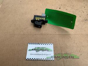 Begagnade Brytare, eldrivna fönster Kia Picanto (BA) 1.0 12V Pris € 25,00 Marginaltabell erbjuds av Autosloperij Kralingen B.V.