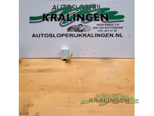Gebruikte Module elektrische spiegel BMW 3 serie (E46/2) 323 Ci 24V Prijs € 50,00 Margeregeling aangeboden door Autosloperij Kralingen B.V.