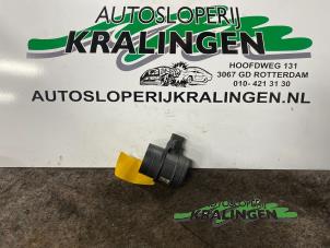 Gebruikte Luchtmassameter Volkswagen Sharan (7M8/M9/M6) 2.8 VR6 Syncro Prijs € 25,00 Margeregeling aangeboden door Autosloperij Kralingen B.V.