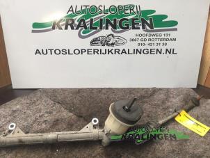 Używane Przekladnia kierownicza Renault Modus/Grand Modus (JP) 1.4 16V Cena € 100,00 Procedura marży oferowane przez Autosloperij Kralingen B.V.