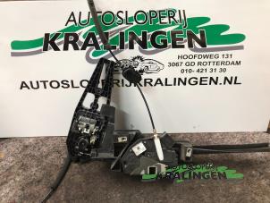 Gebruikte Deurslot Mechaniek 4Deurs links-voor Ford Mondeo V Wagon 1.5 TDCi Prijs € 100,00 Margeregeling aangeboden door Autosloperij Kralingen B.V.