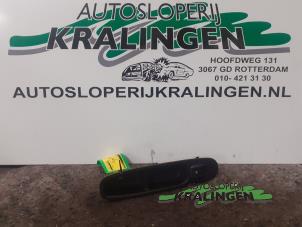 Gebruikte Elektrisch Raam Schakelaar Fiat Punto Evo (199) 1.3 JTD Multijet 85 16V Euro 5 Prijs € 19,99 Margeregeling aangeboden door Autosloperij Kralingen B.V.