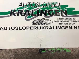 Gebruikte Spiegel Schakelaar Renault Modus/Grand Modus (JP) 1.2 16V Hi-Flex Prijs € 19,99 Margeregeling aangeboden door Autosloperij Kralingen B.V.