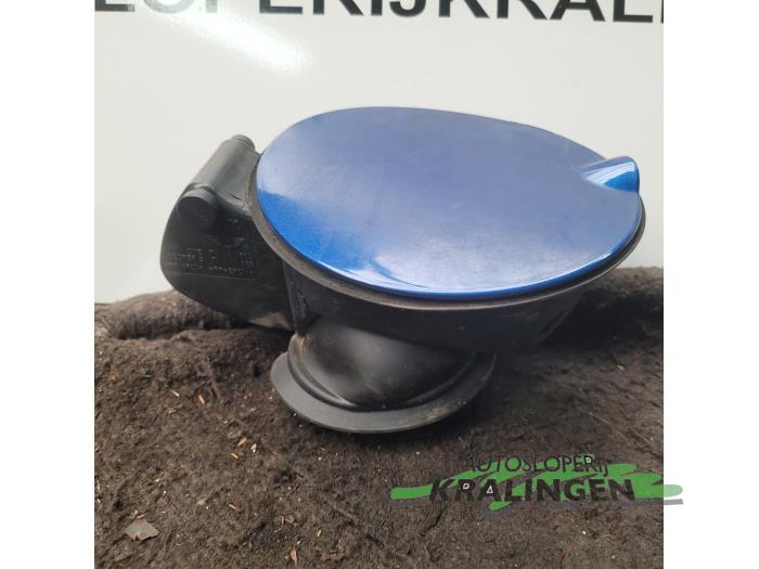 Tanklucka från en MINI Mini (R56) 1.6 16V Cooper 2007