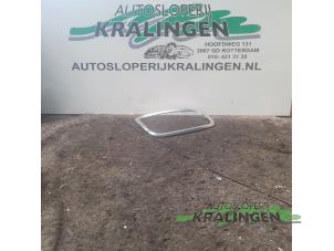 Gebruikte Achterlichtrand rechts Mini Mini (R56) 1.6 16V Cooper Prijs € 19,99 Margeregeling aangeboden door Autosloperij Kralingen B.V.
