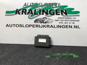Gebruikte Computer Automatische Bak Mercedes CLK (C208) 3.2 320 V6 18V Prijs € 150,00 Margeregeling aangeboden door Autosloperij Kralingen B.V.