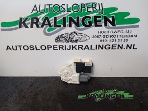 Begagnade Motor, dörrfönster Citroen C4 Berline (LC) 1.6 16V Pris € 19,99 Marginaltabell erbjuds av Autosloperij Kralingen B.V.