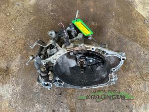 Begagnade Växellåda Citroen Berlingo Cinqspace, Multispace 2.0 HDI Pris € 500,00 Marginaltabell erbjuds av Autosloperij Kralingen B.V.