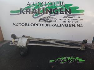 Używane Silnik i mechanizm wycieraczki Fiat Ducato (243/244/245) 2.3 JTD 16V 11 Cena € 75,00 Procedura marży oferowane przez Autosloperij Kralingen B.V.