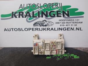Używane Skrzynka bezpieczników Ford Focus 2 1.6 TDCi 16V 90 Cena € 100,00 Procedura marży oferowane przez Autosloperij Kralingen B.V.