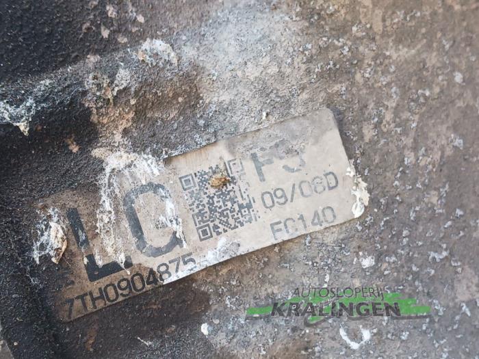 Versnellingsbak van een Mazda 2 (DE) 1.3 16V S-VT High Power 2007