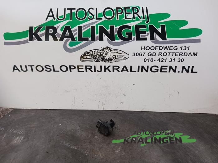 Czujnik masy powietrza z Suzuki Swift (ZA/ZC/ZD1/2/3/9) 1.3 VVT 16V 2005