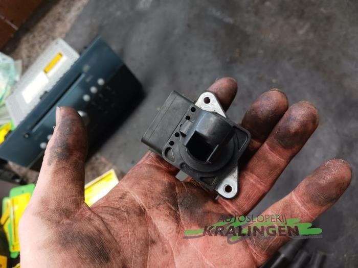 Czujnik masy powietrza z Suzuki Swift (ZA/ZC/ZD1/2/3/9) 1.3 VVT 16V 2005