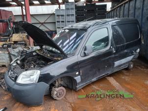 Begagnade Bakre drivaxel Citroen Berlingo 2.0 HDi Pris € 150,00 Marginaltabell erbjuds av Autosloperij Kralingen B.V.