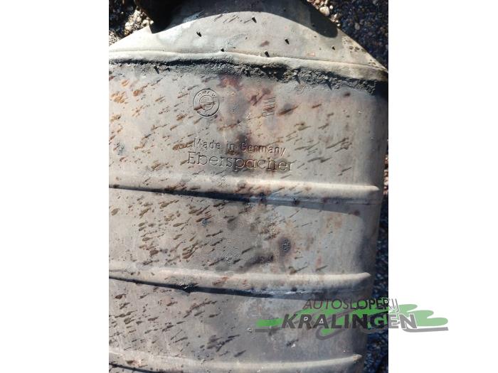 Avgassystem (komplett) från en BMW 7 serie (E65/E66/E67) 730d 24V 2005