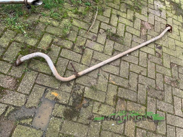 Uitlaat Middendemper van een Citroën C2 (JM) 1.1 2007