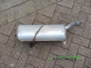 Używane Tlumik koncowy Peugeot 206+ (2L/M) 1.4 XS Cena € 35,00 Procedura marży oferowane przez Autosloperij Kralingen B.V.