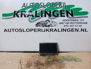 Gebruikte Navigatie Display Renault Laguna II Grandtour (KG) 2.0 16V Prijs € 40,00 Margeregeling aangeboden door Autosloperij Kralingen B.V.