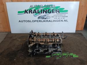 Begagnade Topplock Opel Corsa B (73/78/79) 1.0i 12V Pris € 150,00 Marginaltabell erbjuds av Autosloperij Kralingen B.V.