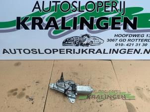 Begagnade Bakre torkarmotor Toyota Yaris Verso (P2) 1.5 16V Pris € 25,00 Marginaltabell erbjuds av Autosloperij Kralingen B.V.