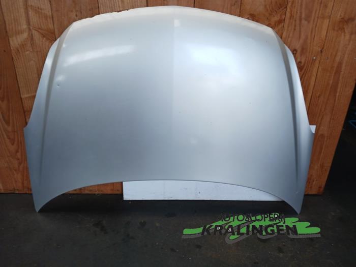 Motorhuv från en Opel Corsa D 1.2 16V 2008