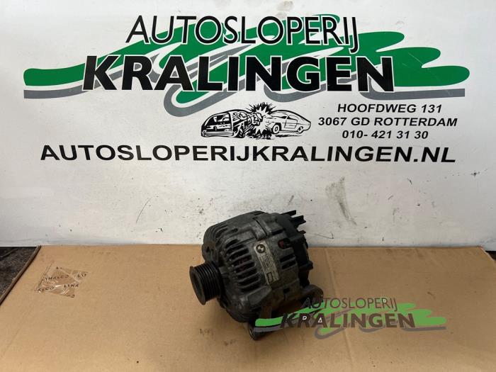 Dynamo från en BMW 7 serie (E65/E66/E67) 730d 24V 2003