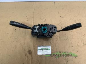 Gebruikte Combischakelaar Stuurkolom Mazda 323 P (BA15) 1.3i 16V Prijs € 19,99 Margeregeling aangeboden door Autosloperij Kralingen B.V.