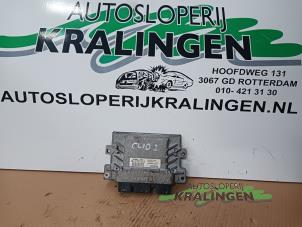 Gebruikte Computer Motormanagement Renault Clio II (BB/CB) 1.2 16V Prijs € 99,99 Margeregeling aangeboden door Autosloperij Kralingen B.V.