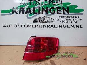 Begagnade Baklykta, höger Audi A6 Avant (C6) 2.0 TDI 16V Pris € 24,99 Marginaltabell erbjuds av Autosloperij Kralingen B.V.