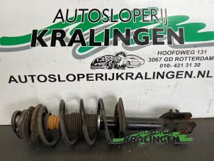 Używane Amortyzator wstrzasów prawy przód Fiat Punto II (188) 1.2 60 S Cena € 49,99 Procedura marży oferowane przez Autosloperij Kralingen B.V.