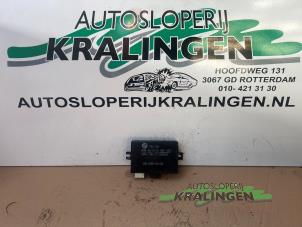 Gebruikte PDC Module BMW 5 serie Touring (E39) 523i 24V Prijs € 34,99 Margeregeling aangeboden door Autosloperij Kralingen B.V.