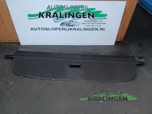 Begagnade Skydd, bagageutrymme Volkswagen Passat Variant (3C5) 1.4 TSI 16V Pris € 49,99 Marginaltabell erbjuds av Autosloperij Kralingen B.V.