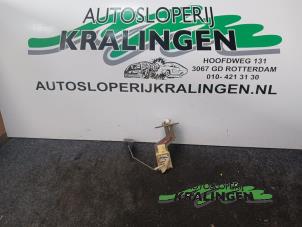 Używane Plywak do zbiornika Mitsubishi Outlander (CU) 2.0 16V 4x2 Cena € 50,00 Procedura marży oferowane przez Autosloperij Kralingen B.V.