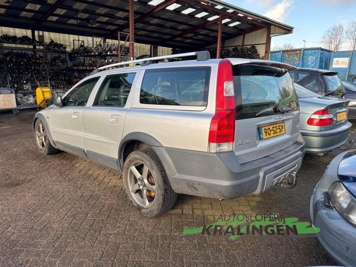 Mellanaxel från en Volvo XC70 (SZ) XC70 2.4 D 20V 2005