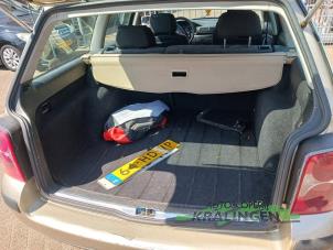 Begagnade Skydd, bagageutrymme Volkswagen Passat Variant (3B6) 2.0 Pris € 49,99 Marginaltabell erbjuds av Autosloperij Kralingen B.V.