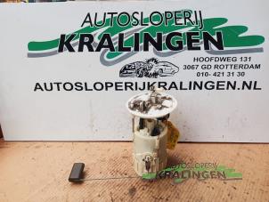 Begagnade Bensinpump Renault Espace (JK) 2.0 16V Turbo Pris € 39,99 Marginaltabell erbjuds av Autosloperij Kralingen B.V.