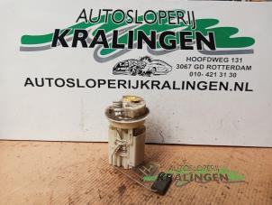 Używane Pompa benzynowa Citroen Berlingo Cinqspace, Multispace 1.8 Cena € 34,99 Procedura marży oferowane przez Autosloperij Kralingen B.V.